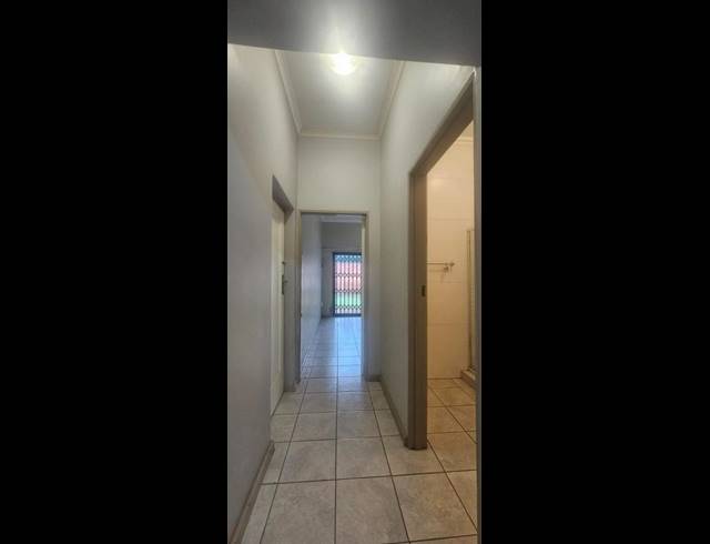 1 BEDROOM PROPERTY TO RENT IN RAND COLLERIES